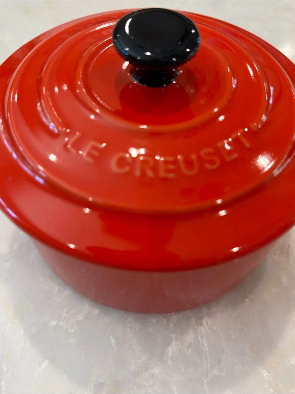 NWT Le Creuset Carmin Ceramic 10cm mini cocotte